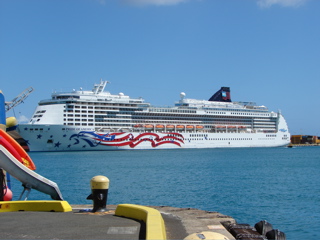Honolulu Harbor